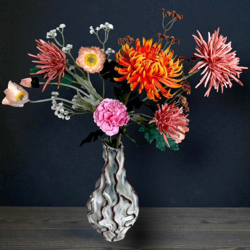 kunstboeket dat niet van echt te onderscheiden is door real touch afwerking - met chrysant klaproos anjer en gipskruid